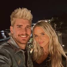 Allison Hardin's Instagram, Twitter & Facebook