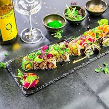 Tresorhannover Restaurant Sushi Sushimix Fish Vegetables Herbsandspices Colourfulfood Freshingredients Delicious Food Delicious Herbs Spices