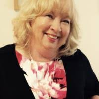 Maureen Hough's Instagram, Twitter & Facebook