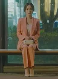 Let S Take A Look At The Bag Park Min Young Wears In Episode 6 Of Korean Drama Her Private Life Where She Ac Park Min Young Korean Aesthetic Korean Actresses