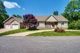 Cook's pest control services the southeastern region of the united states (alabama, arkansas, florida, georgia, mississippi, and tennessee). Paradise Inn Pet Friendly Center Hill Chalets