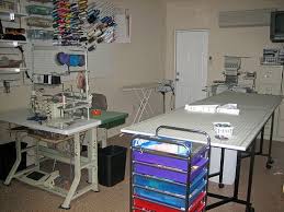 Good Idea For Big Threads In 2020 Sewing Studio Organization Sewing Room Organization Sewing Room Storage