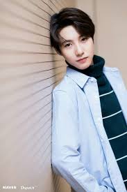 He attended beijing contemporary music school. Fastest Renjun Nct Height