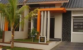 Tiang teras persegi sudah banyak diaplikasikan, karena sangat cocok untuk rumah yang mengedepankan desain simple. 20 Desain Teras Rumah Minimalis Agar Rumah Indah Dan Nyaman