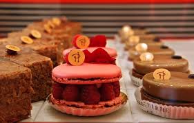 An iconic bake shop that serves unmatched deliciousness to satisfy customers' sweety tooth for. Wallpaper Raspberry Chocolate Cake Cakes Sweet Caramel Macaron Images For Desktop Section Eda Download