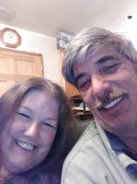 What family restaurants in Eastpointe, Roseville, or surrounding areas are  open until 9pm