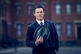 Luke george evans was born in pontypool, wales, and grew up in aberbargoed, in the south of wales. Tempus News Exclusive The Alienist S Luke Evans On Costumes Characters And Taking On Hollywood
