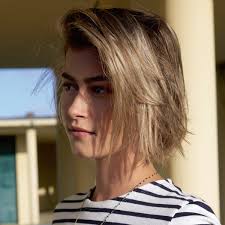 Nouveaut de coupe cheveux mi long jennifer aniston degrade le. Coiffures Mi Longues Tendances Printemps Ete 2019 Pour Cheveux Mi Longs Page 10