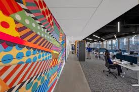 Booking Com Offices New York City Office Snapshots In 2020 City Office New York Graffiti Sidewalk Art