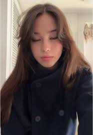 Its Ellaeman Hooters