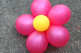 How To Create Decorative Balloon Flowers Balloon Flowers Trolls Birthday Party Trolls Birthday