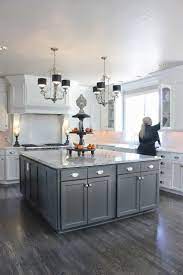 It can take up a lot of space, and we spend a good amount of time in it. 40 Romantische Und Einladende Graue Kuchen Fur Ihr Haus Neu Grey Kitchen Hardwood Floors In Kitchen Kitchen Cabinet Design