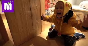 катя и макс новые серии катя и макс новые серии Vlog Zakonchilsya Benzin Po Doroge V Gory My V Alpah V Dome Dlya Karlikov Rum Tur I Sekretnaya Komnata Detskij Kanal Mister Maks I Miss Kat Detskie Multfilmy Video I Alpy