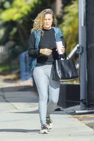 May 20, 2021 werq from home: Alicia Silverstone Leaves A Private Workout Class In West Hollywood 01 25 2021 Hawtcelebs