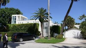 In addition to this, it also has its own theater. Lil Wayne S Miami Beach Home In Clear After False Shooting Call Miami Herald