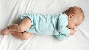 A portable crib is the ideal way to save space. 4 Best Non Toxic Play Yard Travel Cribs To Buy 2019 All Natural Mothering