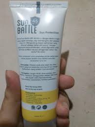 Virgin islands recently outlawed sunscreens with ingredients believed to harm coral reefs and other marine life. Preloved Emina Sun Battle Spf 45 Kesehatan Kecantikan Kulit Sabun Tubuh Di Carousell