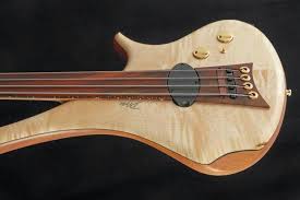 Service tree with side lines & dots frets: Diva Elegance Marleaux Bassguitar Bass Diva Fretless 4string Delano Maple ã‚®ã‚¿ãƒ¼