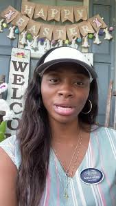 Facebook friends please help me congratulate and celebrate 🎊 my baby  sister Alyska Shief