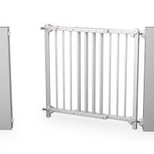 Barriere De Securite Porte Baby Fox Murale A Portillon Amovible Reglable Bois Laque Blanc 73 X 110 Cm Nel 2019 Products Parement Mural Laque Blanche E Bar