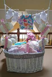 Babyshower Cadeau Ideeen Van Gezamenlijk Pakket En Goedkope Kadootjes Voor Moeder Vader En Baby Mamaliefde Nl Baby Shower Baskets Baby Shower Gift Basket Baby Shower Gifts