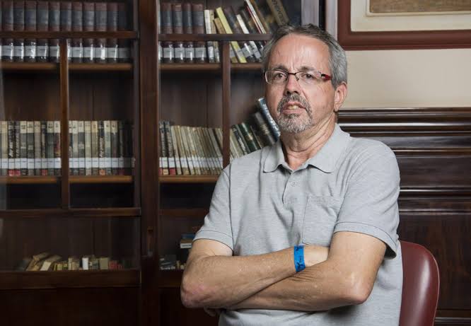 Escritor Luiz Humberto França lança novo livro "A caçada" – Jornal Exempplar