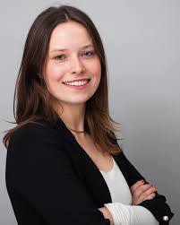 Jackie Lord's Instagram, Twitter & Facebook