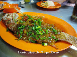 I was craving for ikan pari bakar. Ana Ikan Bakar Petai Kuantan Revisit Bangsar Babe