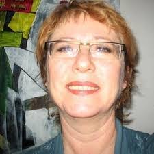 Lena Lott's Instagram, Twitter & Facebook