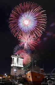 2016年7月4日～7月19日 募集 2016年9月3日 乃木坂3期12人発表（秋元康も同席） 12月10日 乃木坂3期生お見立て会 2017年3月22日★「三番目の風(3期生曲)」でcdデビュー 2017年5月9日～14日 乃木坂46 3期生単独ライブ 2017年8月9日★「逃げ水」で大園桃子と与田祐希がセンター 乃木坂46 4期生 9bsp4slfr Hybm