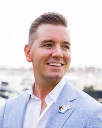 Adam Guild's Instagram, Twitter & Facebook