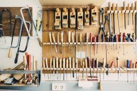 See more ideas about kerja kayu, dinding tv, kraf kayu. Jenis Jenis Alat Pertukangan Atau Perkakas Yang Sering Digunakan Tukang Kayu Kumpul Engineer