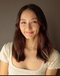 Tara Hackett's Instagram, Twitter & Facebook