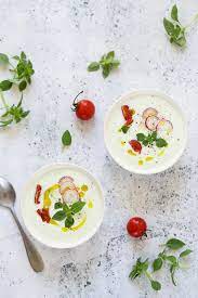 Elle se transforme parfois en plat unique léger quand la chaleur est trop pesante. Quinze Recettes De Soupes Froides Pour L Ete Recettes Faciles Et Legeres Un Dejeuner De Soleil