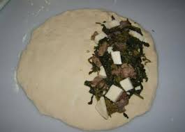 Scopri come fare la pizza a lunga lievitazione e i piccoli segreti che fanno la differenza! 5 Semplici Passi Per Preparare La Pizza Calzone Silvio Cicchi