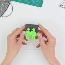 Living Like Billie Eilish For A Day 11 Billie Eilish Inspired Crafts And Hacks Billieeilish Likebillieeilish Cosp Billie Eilish Billie Polymer Clay Jewelry