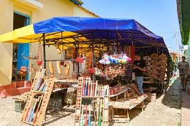 Vendeur souvenirs touristiques – Dakar - Offres d'emploi
