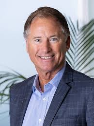 Mark Caston's Instagram, Twitter & Facebook