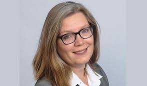 Katrina Dooley's Instagram, Twitter & Facebook