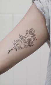 17 Einzigartige Arm Tattoo Designs Fur Madchen Arm Designs Einzigartige With Images Tattoos Inner Arm Tattoos