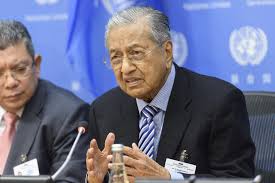 Mahathir bin mohamad was born to mohamad bin iskander and wan tempawan binti wan hanafi on the 10th of july 1925 in alor setar, the capital five years later, dr. Mahathir Bin Mohamad Premierminister Von Malaysia Foto Un Photo Loey Felipe Audiatur Online