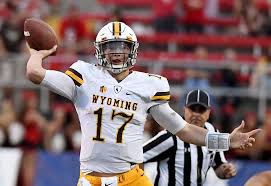 Wyoming Quarterback Josh Allen Hedged On Entering Draft College Football Season College Football Games Nfl Draft