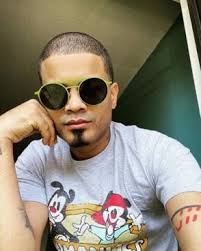 Jenniffer Guzmán (@__jennguzman)