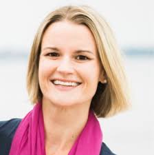 It's a tale as old as time: An incredible individual contributor gets  recognized for their outstanding performance by being promoted to manage  others, but they never receive the necessary training to… |