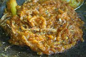 Sambal bunga kantan ini dimasak bersama ikan bilis, santan, cili padi, bawang besar dan bawang putih. Sambal Tempoyak Ikan Bilis Azie Kitchen