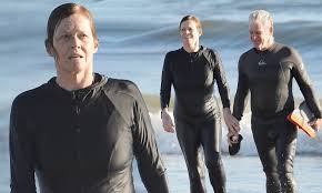 Jan 13, 2021 · sigourney weaver and her husband jim simpson are showing off some super cute pda!. Sigourney Weaver 71 Dons A Black Wetsuit And Holds Hands With Husband Jim Simpson After A Swim Daily Mail Online