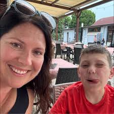 What is the best grocery store for full shopping