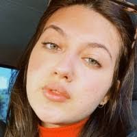 Brenda Serpa's Instagram, Twitter & Facebook