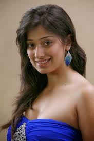 In the 90s, she debuted in tamil films with oru puthia kathai. Indian Actress Best Hot Photos Tamil Health Tips Actress Photos Video Gallery Beautiful Indian Actress Bollywood Actress Hot Hollywood Actress Photos