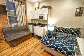 S beautiful one bedroom in fantastic location high ceilings, great layout and natural light. The Lovers Apartment Updated 2021 1 Bedroom Apartment In New York City With Central Heating And Washer Tripadvisor